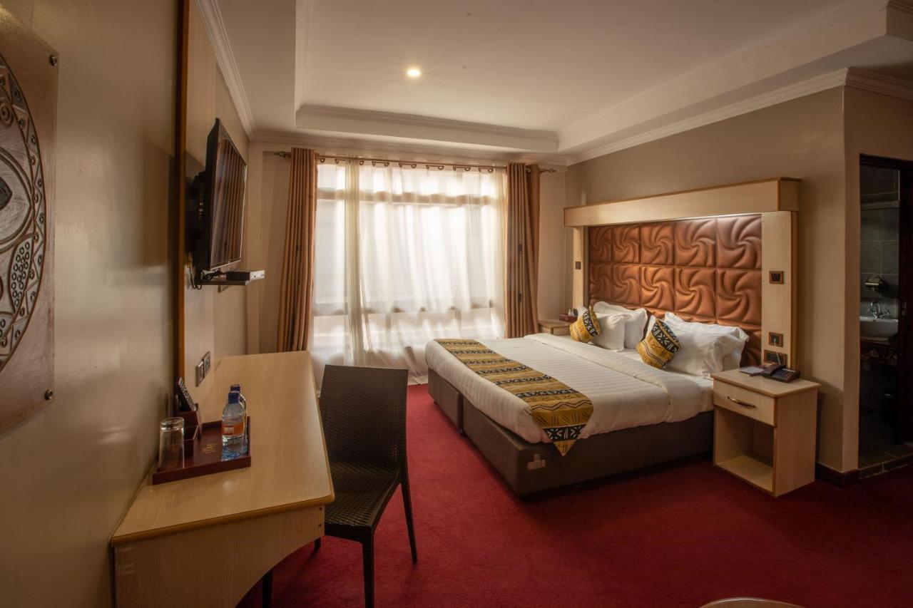 The Luke Hotel Cravers Thika Экстерьер фото