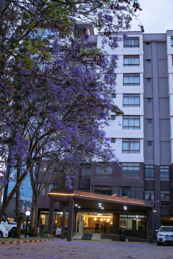 The Luke Hotel Cravers Thika Экстерьер фото